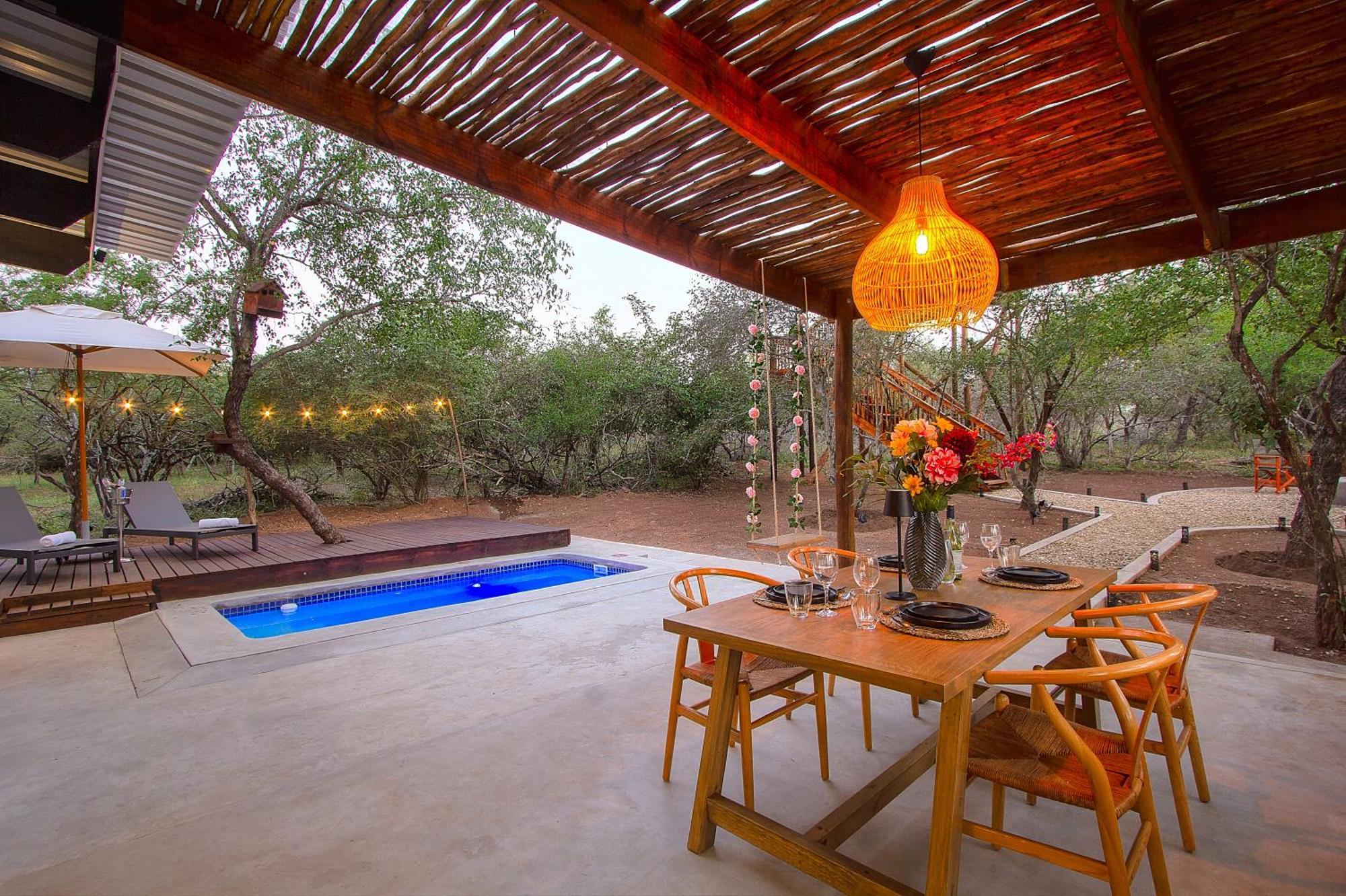 The Luxury Safari Villa, Close To Knp, Starbed, Giraffe-feeding-tower, Bush-bath