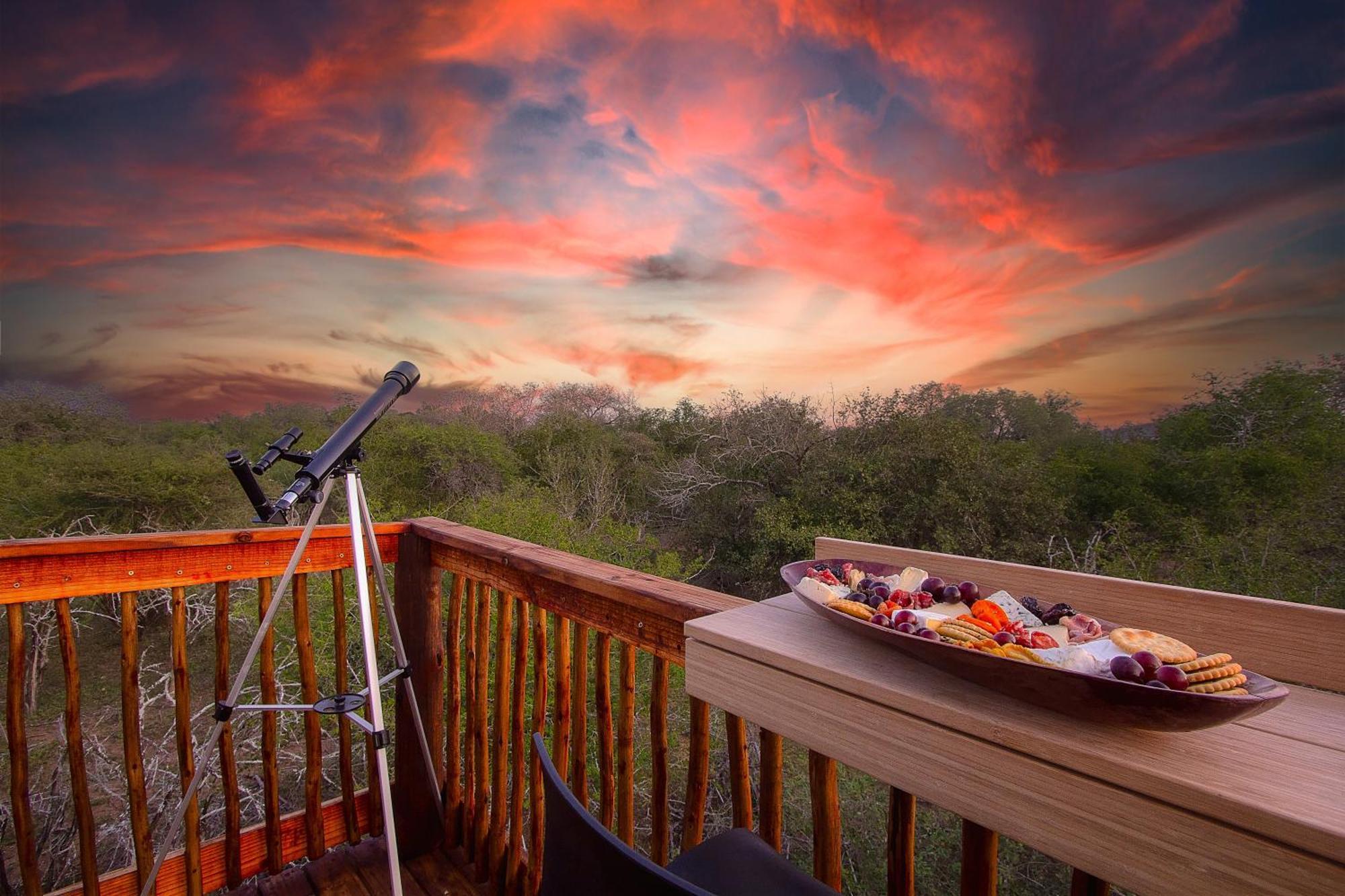 Villa The Luxury Safari Villa, Close To Knp, Starbed, Giraffe-feeding-tower, Bush-bath Marloth Park